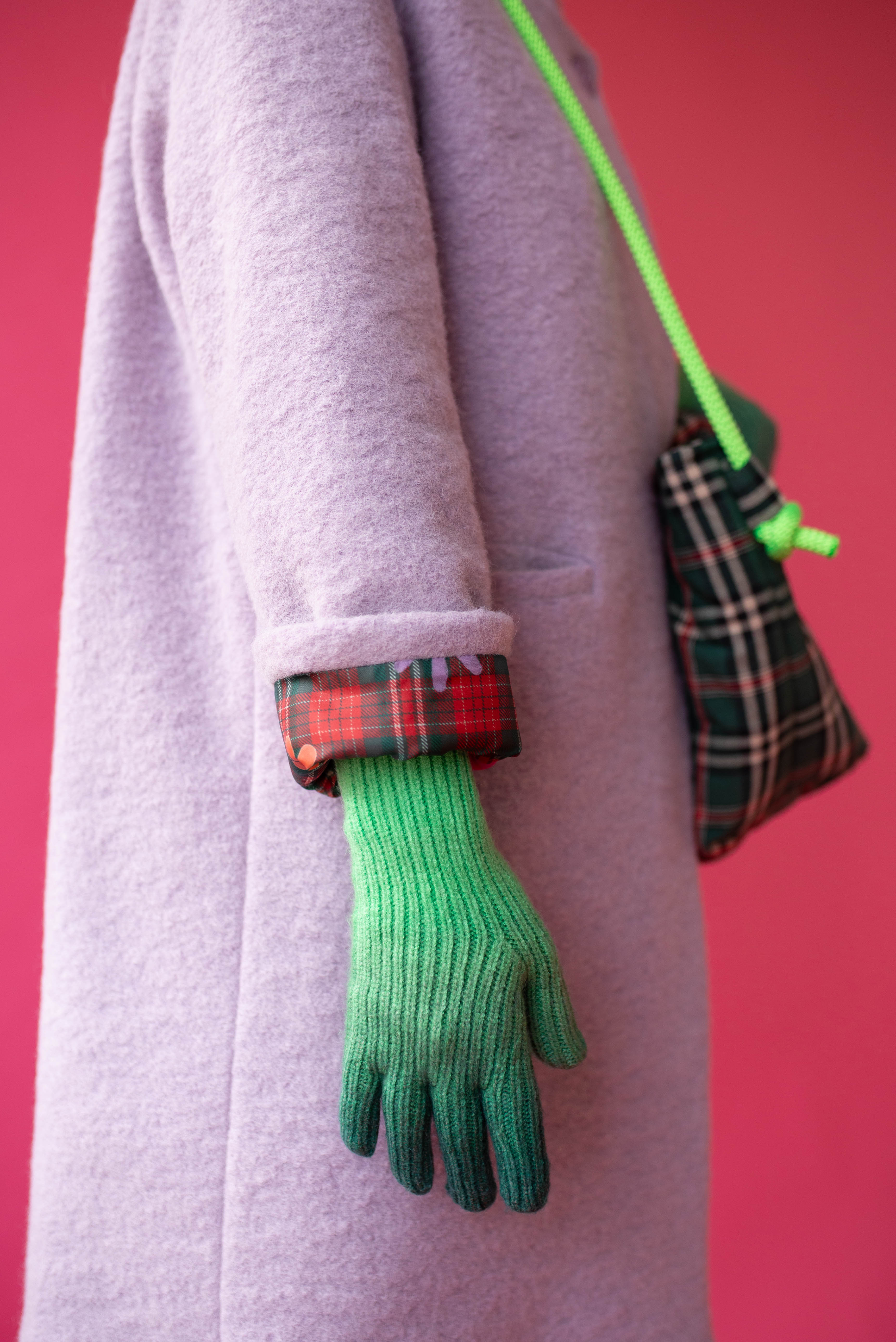 Gradient Green Gloves