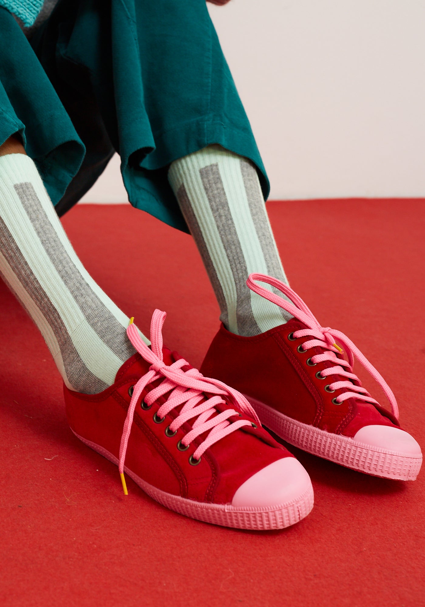 Pirulo Water Socks