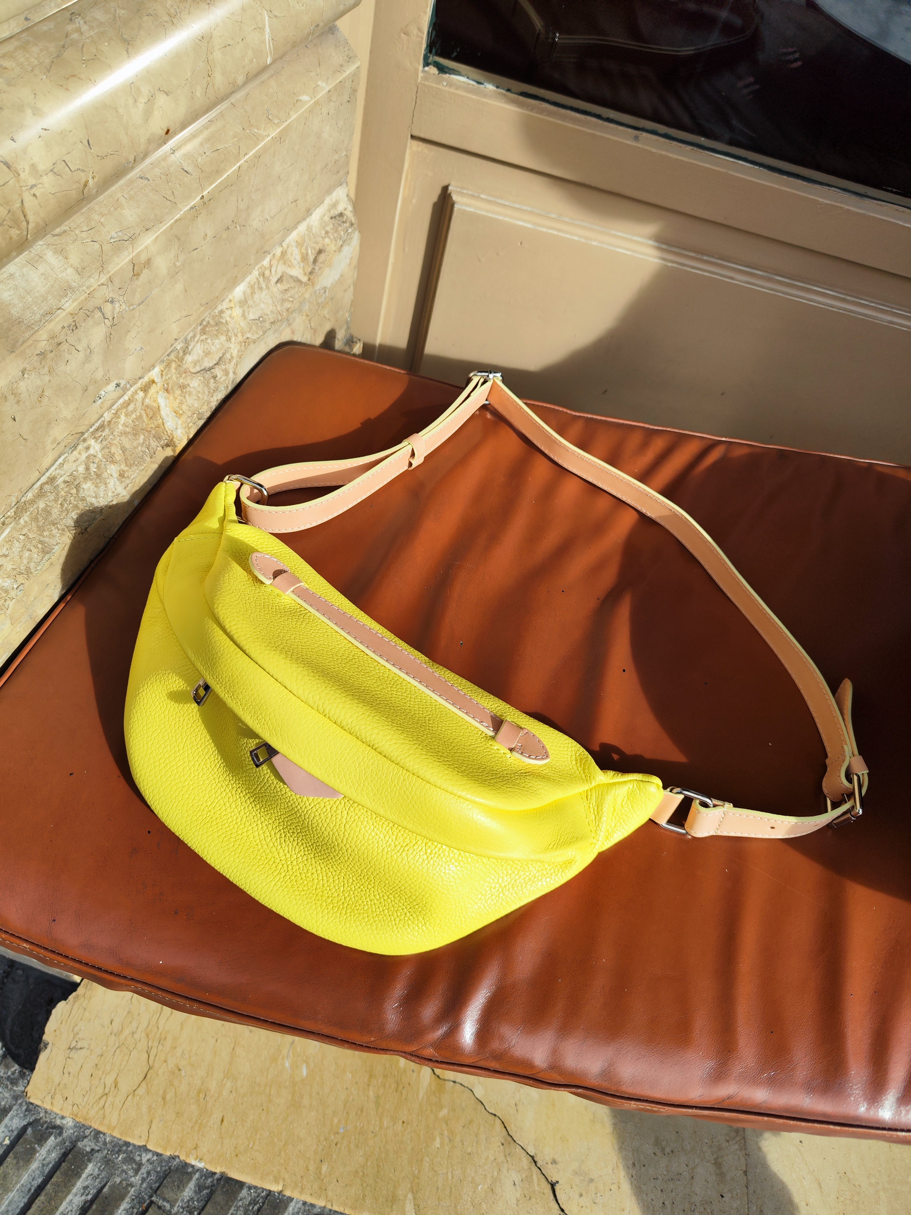 Riñonera Piel Amarillo